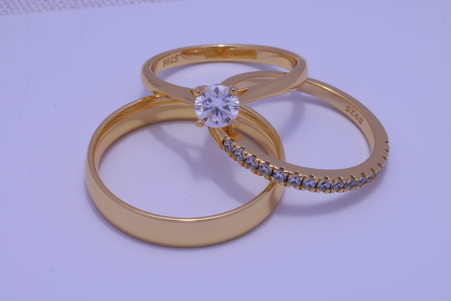 Trio de boda con piedra circonia de 0.50CT - Oro solido