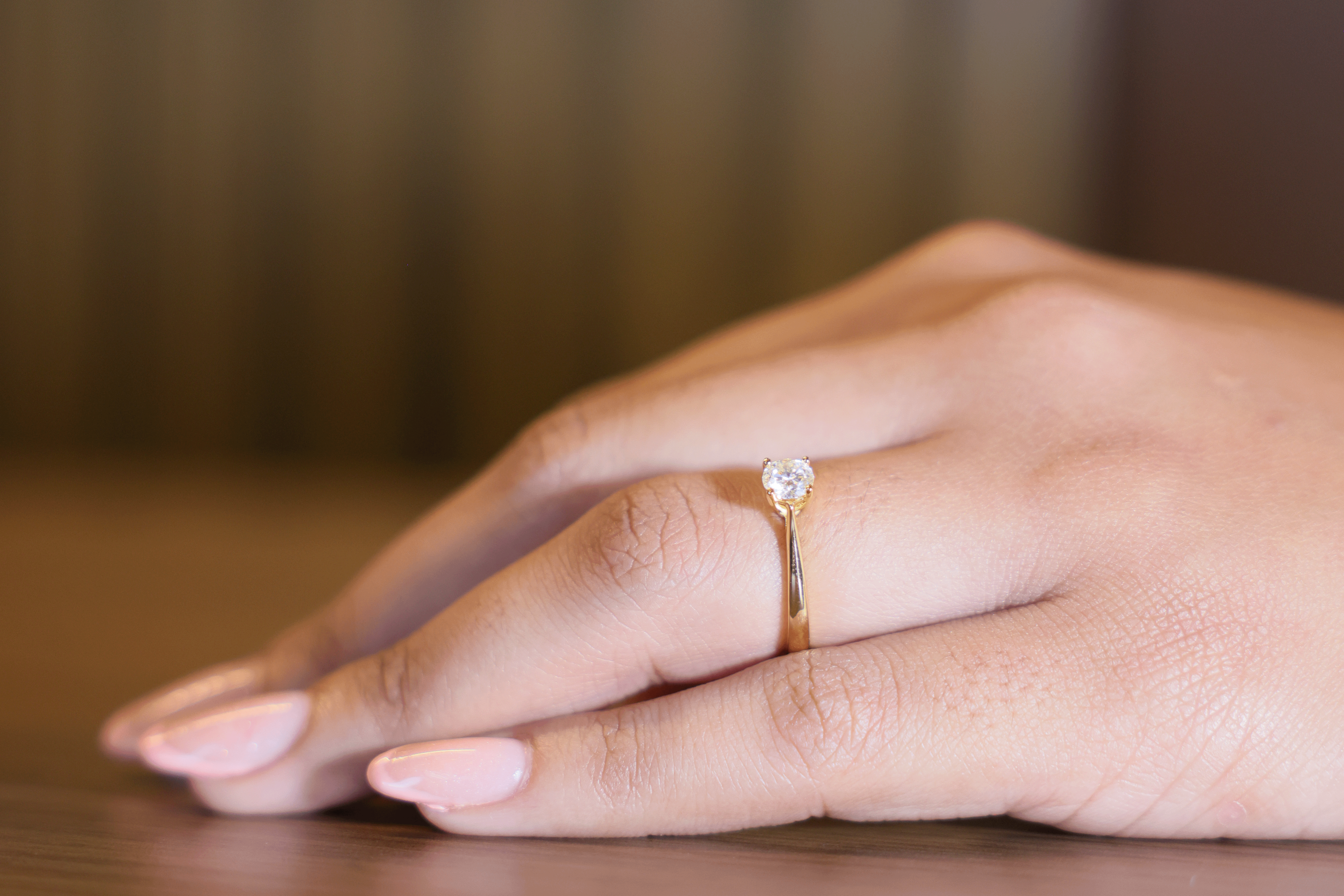 Anillo de compromiso Alma Unida con piedra mosanita 0.50CT