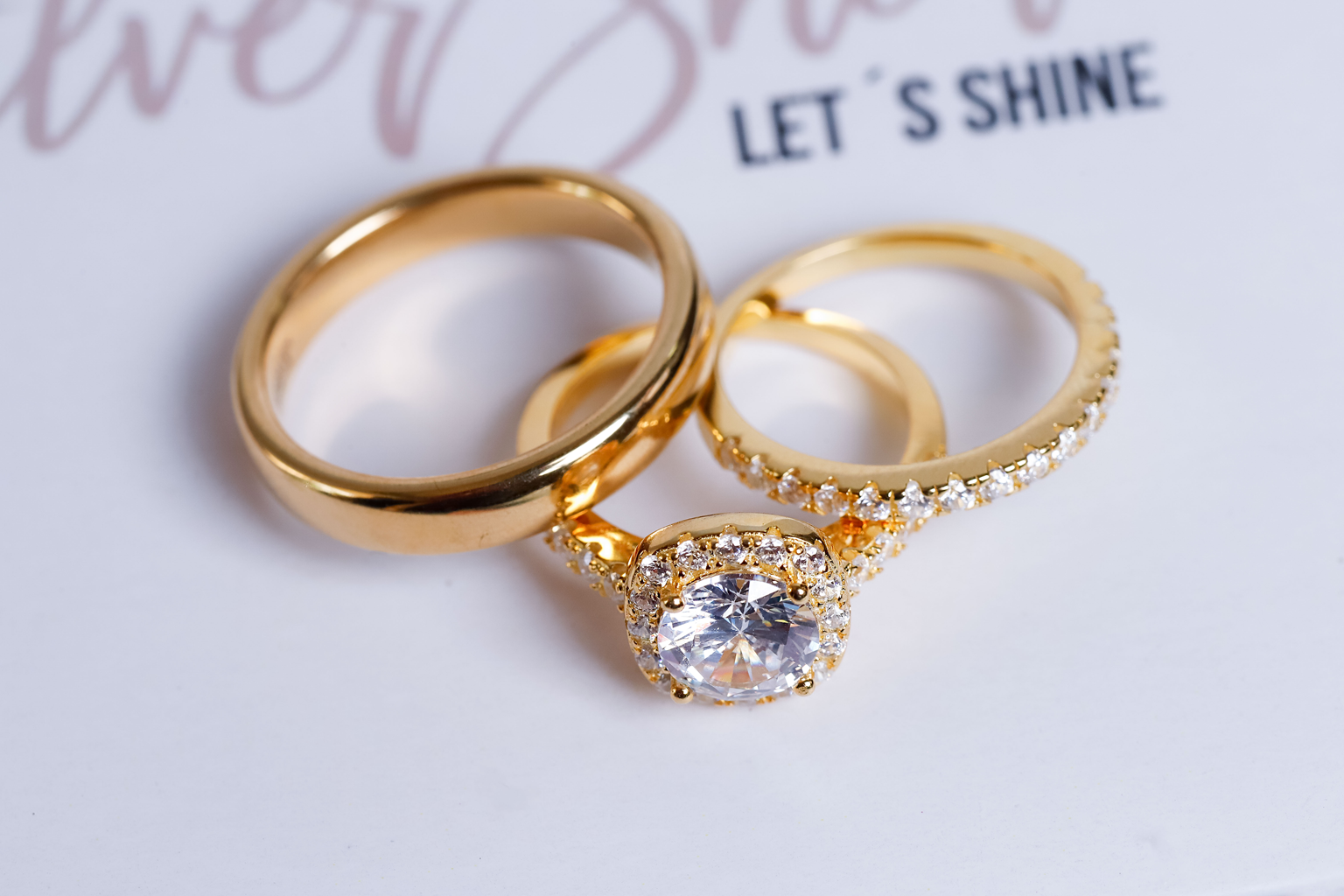 El Trío Perfecto con circonia en forma cuadrada - Bañado en oro vermeil 18K