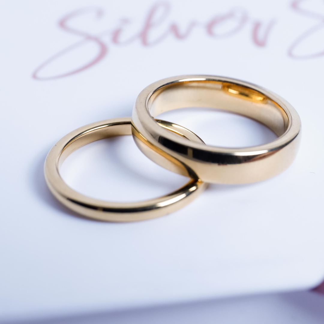 Dúo de aros lisos oro sólido en oro sólido — SilverShine (vista 2)