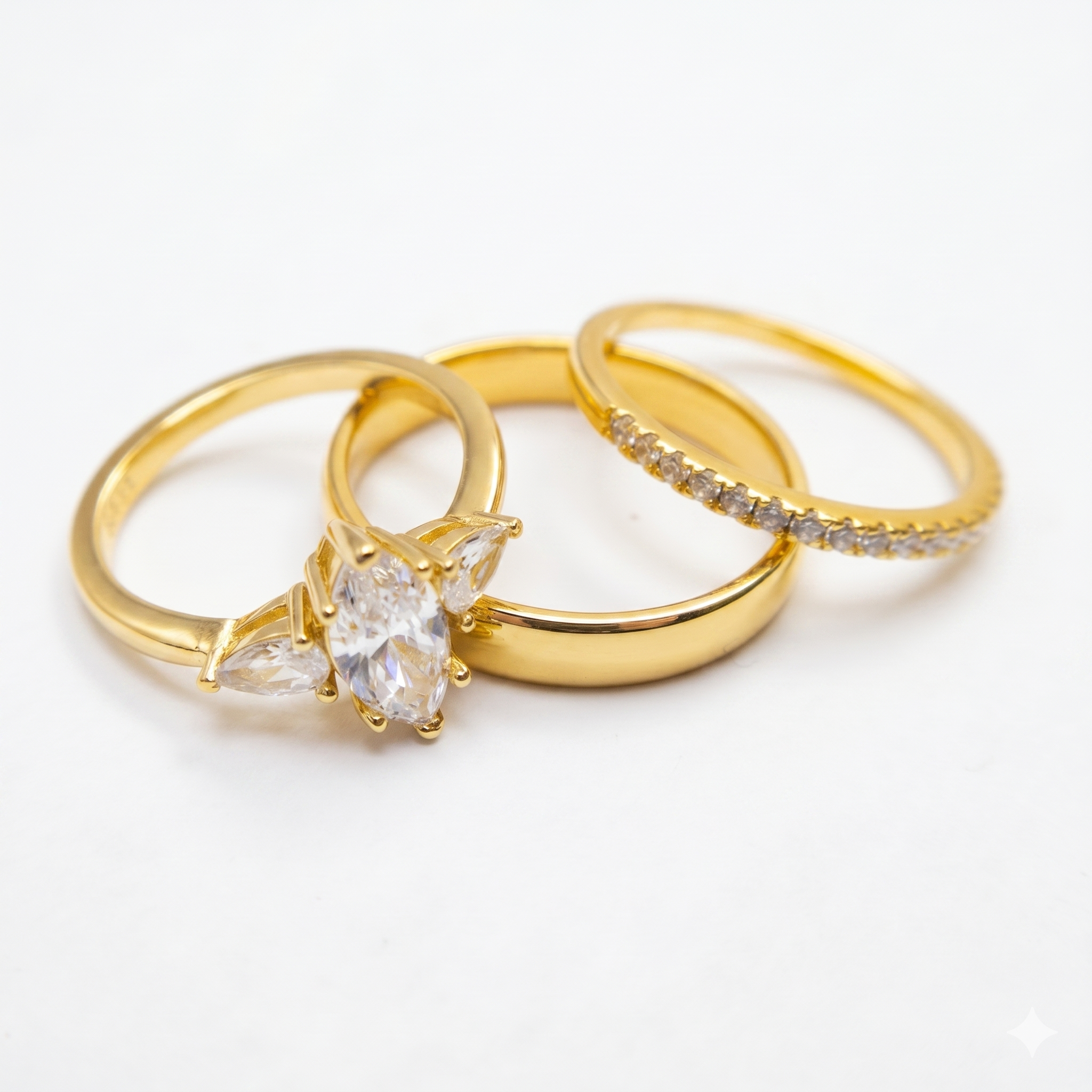 Trío de Boda Trinidad de Amor — Set Completo en Vermeil de Oro con Zirconia