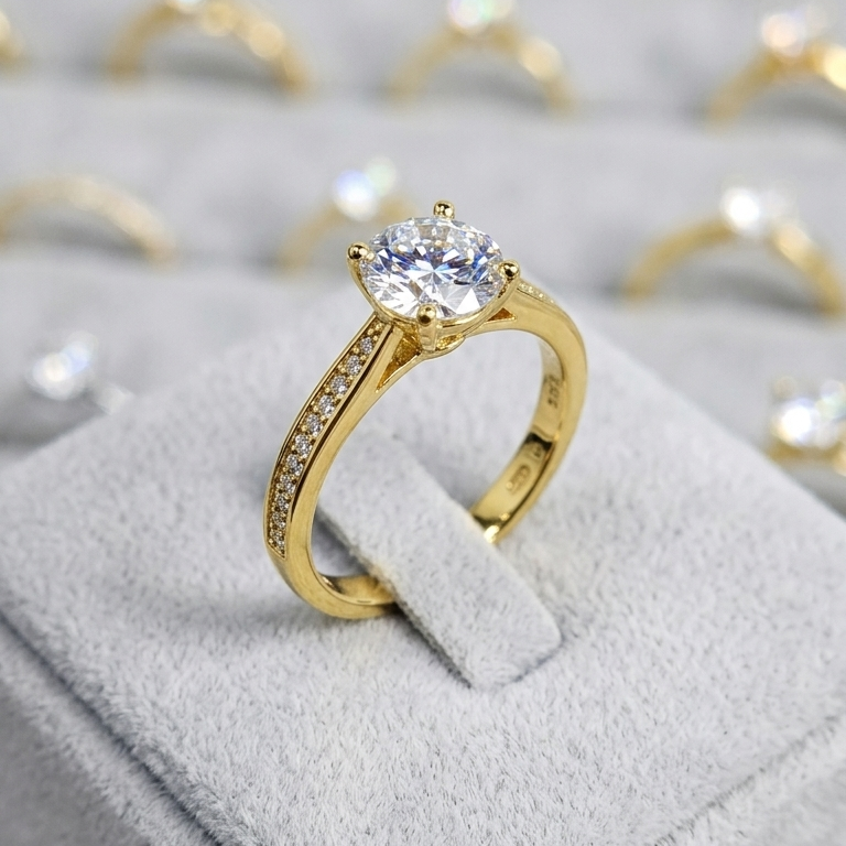 Nexo radiante - Plata con baño de oro vermeil - Moissanita 1CT